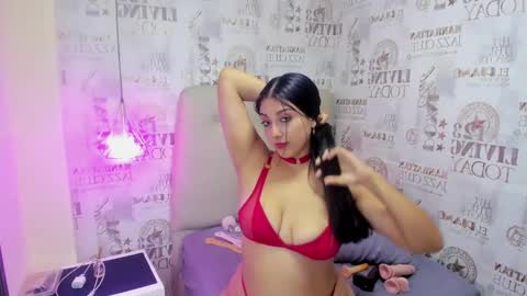 Snapshot of alyssa_park chatting on December 3, 2024, 10:29 pm ALYSSA online show from December 3, 2024, 10:29 pm