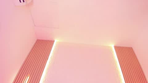 alyssa online show from September 30, 2025, 5:29 pm