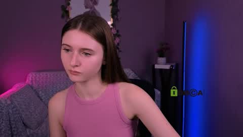 alyssamoan online show from December 14, 2025, 10:20 am