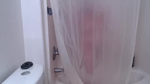 Snapshot of alyssiaamorexo chatting on January 29, 2025, 8:56 pm Alyssiaamorexo online show from January 29, 2025, 8:56 pm