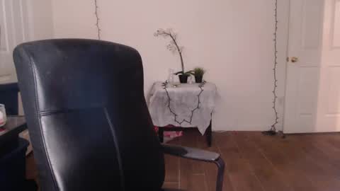 Snapshot of alyssiaamorexo chatting on March 7, 2025, 9:59 pm Alyssiaamorexo online show from March 7, 2025, 9:59 pm