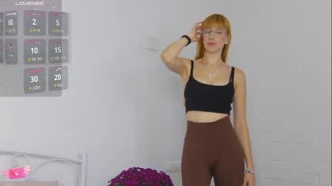 Alyx online show from November 8, 2025, 3:34 pm