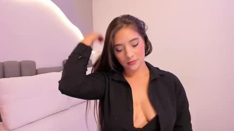 Snapshot of alyxx_jane chatting on October 16, 2025, 12:39 pm AlyxxJane ----Connected from online show from October 16, 2025, 12:39 pm