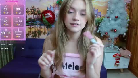 Snapshot of alyy_cute chatting on December 28, 2024, 2:10 pm Alyy online show from December 28, 2024, 2:10 pm