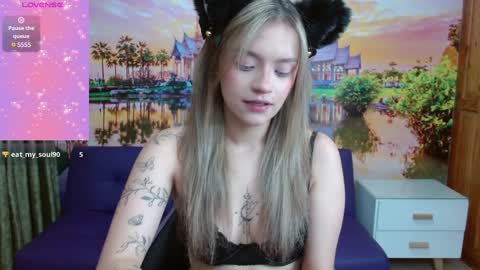 Snapshot of alyy_cute chatting on January 14, 2025, 2:22 pm Alyy online show from January 14, 2025, 2:22 pm