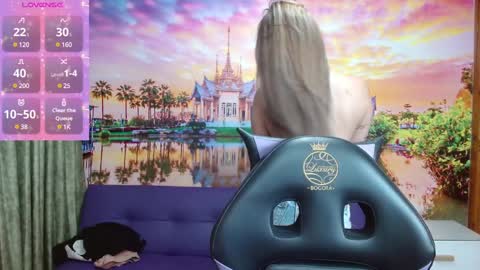 Snapshot of alyy_cute chatting on January 21, 2025, 2:05 pm Alyy online show from January 21, 2025, 2:05 pm