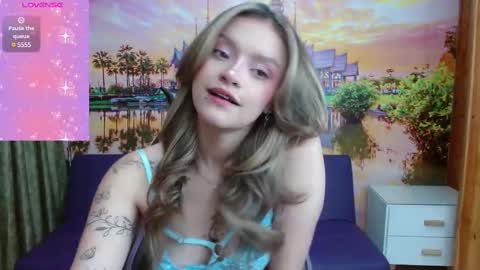 Snapshot of alyy_cute chatting on February 10, 2025, 2:16 pm Alyy online show from February 10, 2025, 2:16 pm