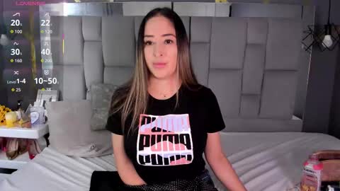 Snapshot of alyzeegorgeous chatting on November 19, 2025, 6:19 pm Alyze make feel hot as hell online show from November 19, 2025, 6:19 pm