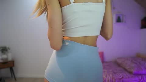 Amai  Liu online show from January 10, 2026, 2:08 pm