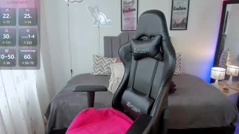 Hi Im AmaiaHelp me reach 100 likes online show from October 6, 2025, 7:22 pm