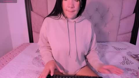 Amaia  online show from September 28, 2025, 12:32 pm