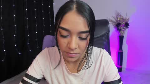 Amalia cruss online show from December 14, 2024, 3:29 am