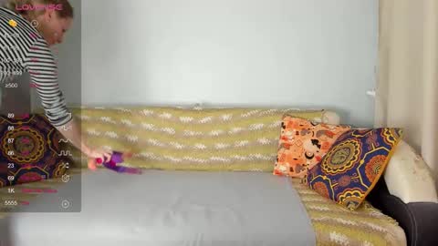 Amalia online show from December 18, 2025, 8:09 am