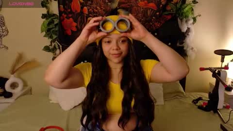 Snapshot of amand1_sweet chatting on October 31, 2025, 12:50 pm online show from October 31, 2025, 12:50 pm