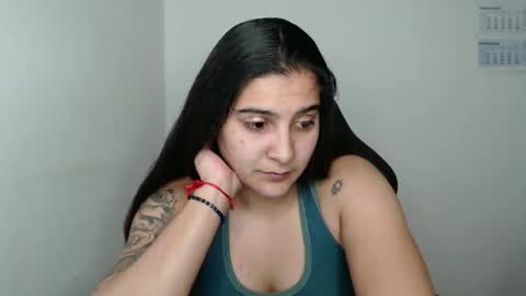 Snapshot of amanda5star chatting on March 8, 2025, 9:18 pm The queen of the biceps online show from March 8, 2025, 9:18 pm