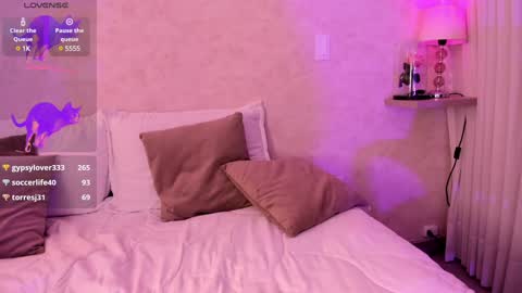 Snapshot of amanda_26 chatting on January 3, 2025, 6:22 am Luisa online show from January 3, 2025, 6:22 am