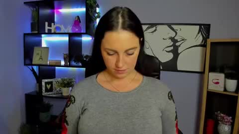 Snapshot of amanda_burn chatting on December 9, 2024, 6:25 pm Amanda online show from December 9, 2024, 6:25 pm