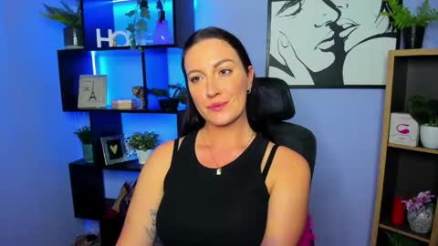 Snapshot of amanda_burn chatting on April 29, 2026, 2:21 pm Amanda online show from April 29, 2026, 2:21 pm