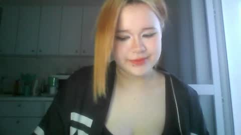 Snapshot of amanda_mia chatting on June 30, 2026, 4:08 pm amanda_mia online show from June 30, 2026, 4:08 pm