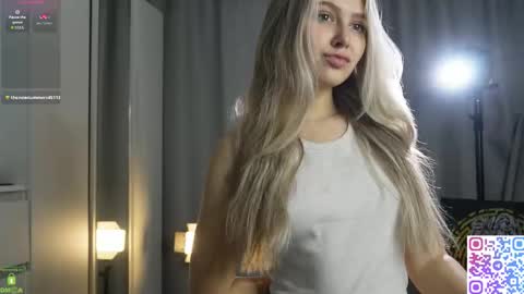     online show from November 7, 2025, 7:47 pm