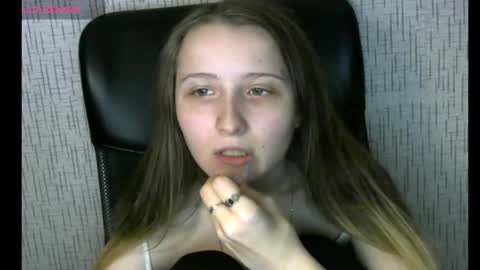 Snapshot of amanda_sherr chatting on December 12, 2024, 4:53 pm Amanda online show from December 12, 2024, 4:53 pm