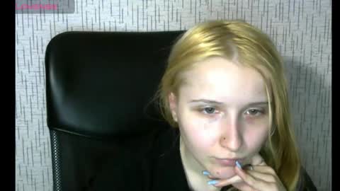 Snapshot of amanda_sherr chatting on December 21, 2024, 1:04 am Amanda online show from December 21, 2024, 1:04 am