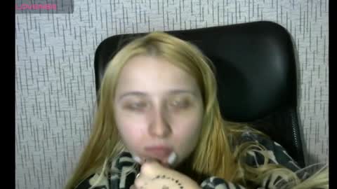 Snapshot of amanda_sherr chatting on December 30, 2024, 2:42 am Amanda online show from December 30, 2024, 2:42 am