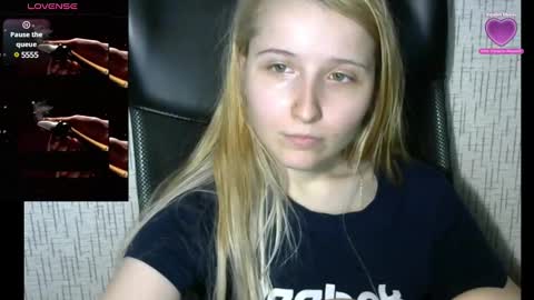 Snapshot of amanda_sherr chatting on January 20, 2025, 10:59 pm Amanda online show from January 20, 2025, 10:59 pm