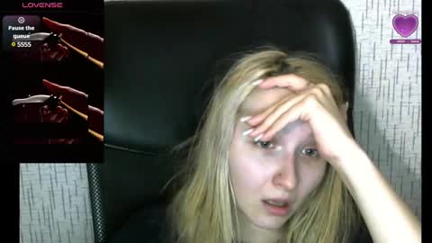 Snapshot of amanda_sherr chatting on January 21, 2025, 5:05 am Amanda online show from January 21, 2025, 5:05 am