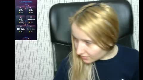 Snapshot of amanda_sherr chatting on January 22, 2025, 1:11 pm Amanda online show from January 22, 2025, 1:11 pm