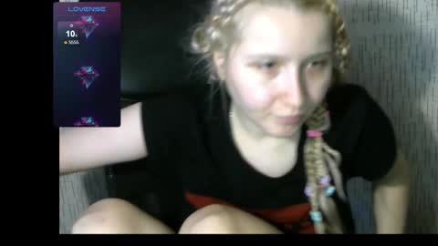 Snapshot of amanda_sherr chatting on February 19, 2025, 2:34 pm Amanda online show from February 19, 2025, 2:34 pm