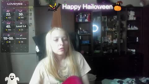 Snapshot of amanda_sherr chatting on October 30, 2025, 4:08 pm Amanda online show from October 30, 2025, 4:08 pm