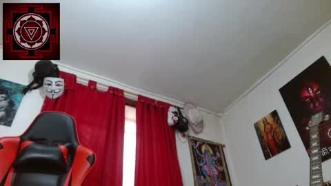 Amanda Valeska online show from October 27, 2025, 5:50 pm