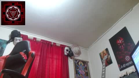 Amanda Valeska online show from November 17, 2025, 2:56 pm