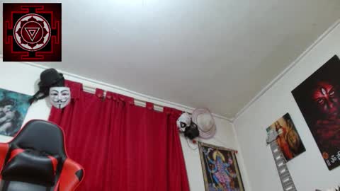 Amanda Valeska online show from November 26, 2025, 4:30 pm