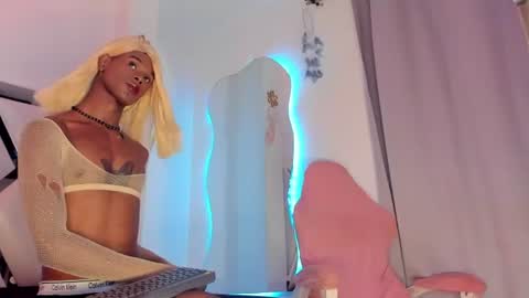 amandaa_fox_ online show from June 25, 2026, 6:12 pm