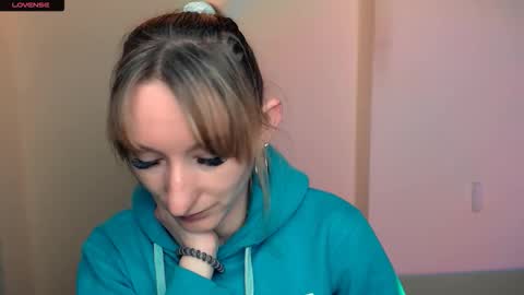 Amanda online show from September 29, 2025, 6:40 am