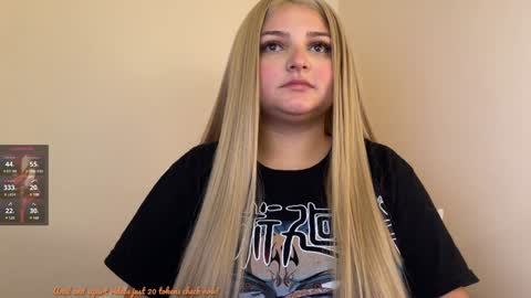 Snapshot of amandhaaa chatting on December 29, 2024, 7:32 pm Amandha online show from December 29, 2024, 7:32 pm