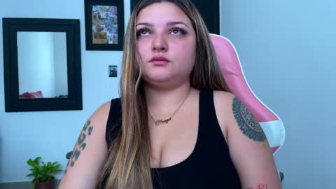 Snapshot of amandhaaa chatting on May 24, 2026, 5:18 pm Amandha online show from May 24, 2026, 5:18 pm