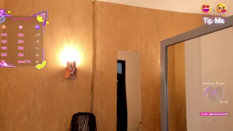 Snapshot of amara_rosh chatting on September 15, 2025, 7:58 pm amara online show from September 15, 2025, 7:58 pm