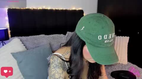 -  A M A R A - online show from October 15, 2025, 11:38 pm