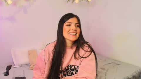 Amara Vega  online show from December 15, 2025, 7:56 am