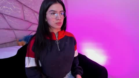 Snapshot of amara_velle chatting on July 13, 2026, 1:03 pm amara velle online show from July 13, 2026, 1:03 pm