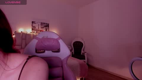 amaraa_couper1 online show from January 11, 2026, 4:17 am