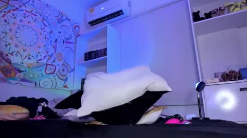 Snapshot of amarantha666 chatting on October 27, 2025, 9:30 pm Susan online show from October 27, 2025, 9:30 pm