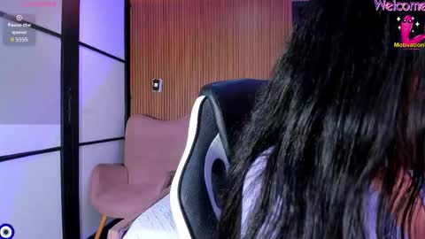 Amara Wolf online show from January 16, 2026, 9:41 pm