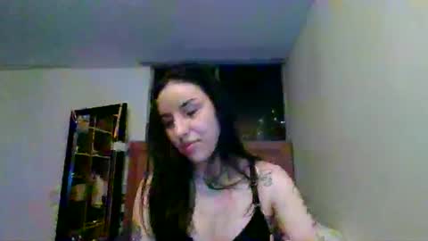 amarelay online show from April 19, 2026, 3:39 am