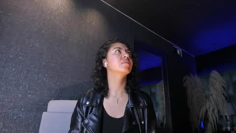 Emily online show from October 12, 2025, 12:04 pm