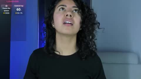 Snapshot of amarettho chatting on January 17, 2026, 5:16 pm Emily online show from January 17, 2026, 5:16 pm