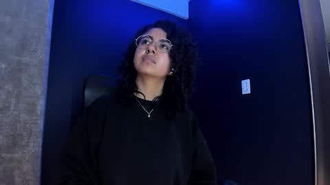 Snapshot of amarettho chatting on February 6, 2026, 10:13 pm Emily online show from February 6, 2026, 10:13 pm